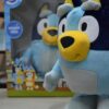 PELUCHE BLUEY CON MOVIMIENTO Y SONIDO 24DQ25-3 - Imagen 3