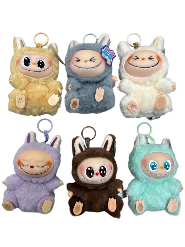 LLAVERO LABUBU EN PELUCHE